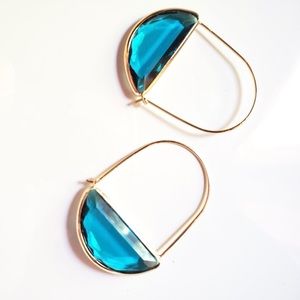 🍋2/$30 New Anthro Faceted Crescent Earrings